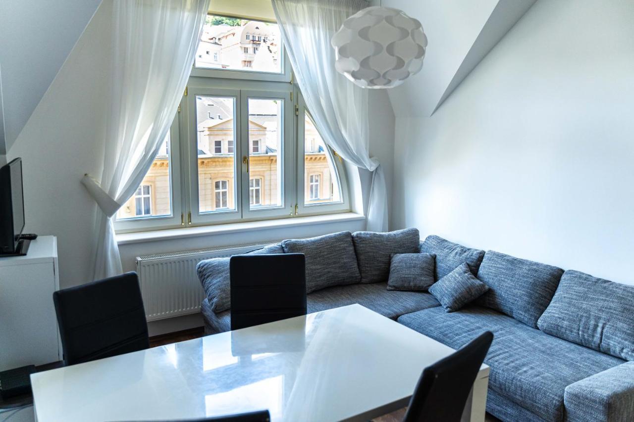 Apartments Valencia Karlsbad Buitenkant foto