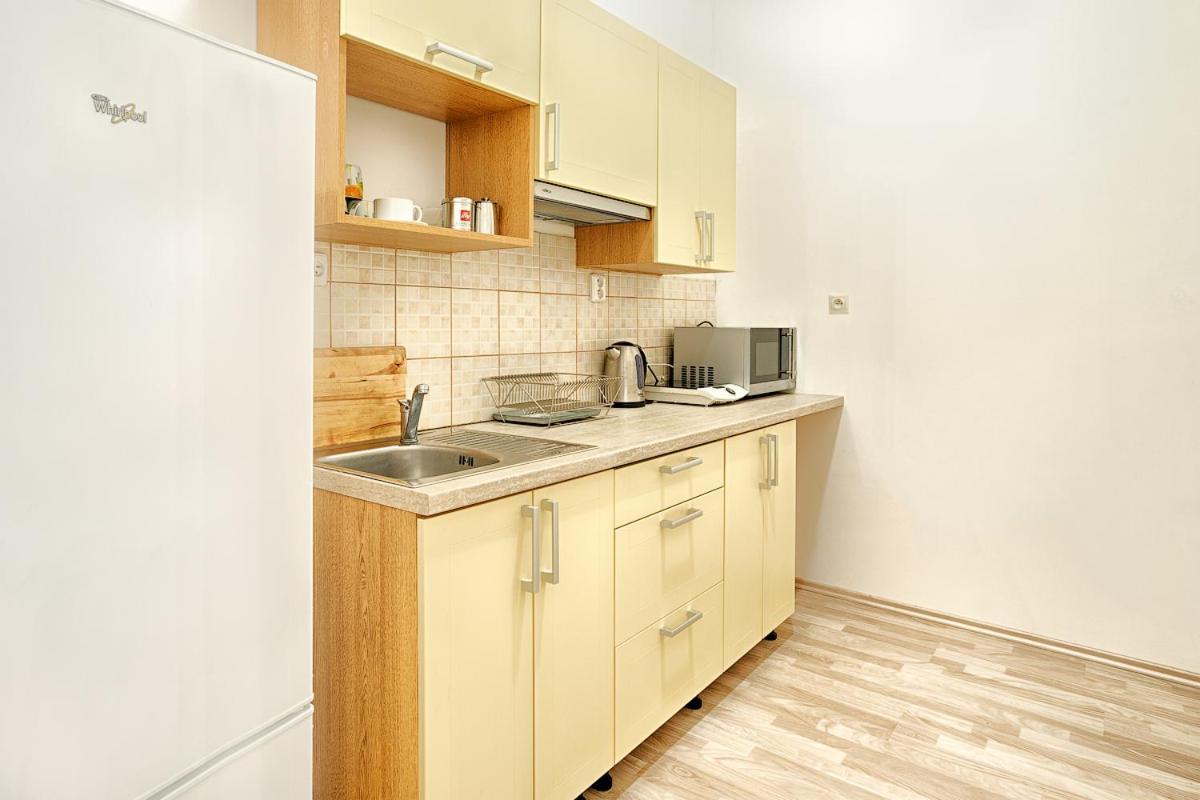 Apartments Valencia Karlsbad Buitenkant foto